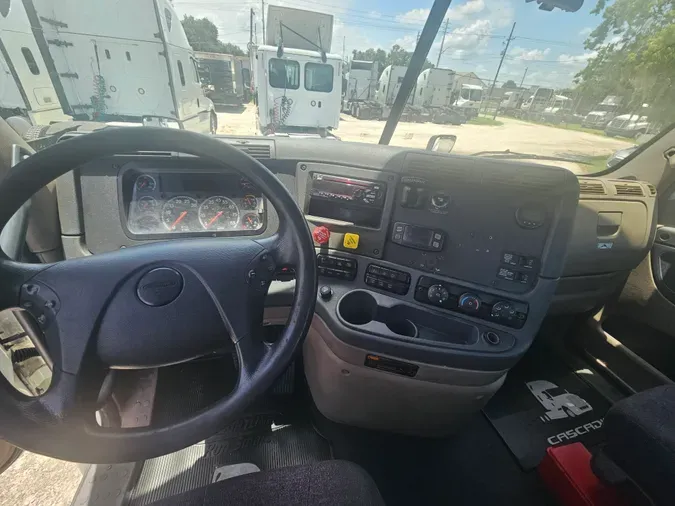 2018 FREIGHTLINER/MERCEDES CASCADIA 125