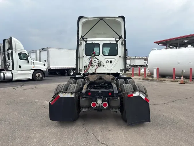 2021 FREIGHTLINER/MERCEDES NEW CASCADIA PX12664253cffba99f39b612df7e61c02ce0be1