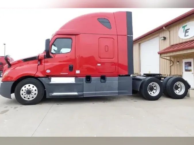 2020 Freightliner Cascadia