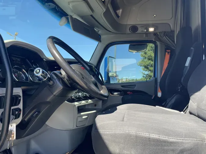2020 Peterbilt 579