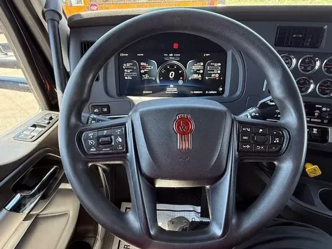 2022 Kenworth T680