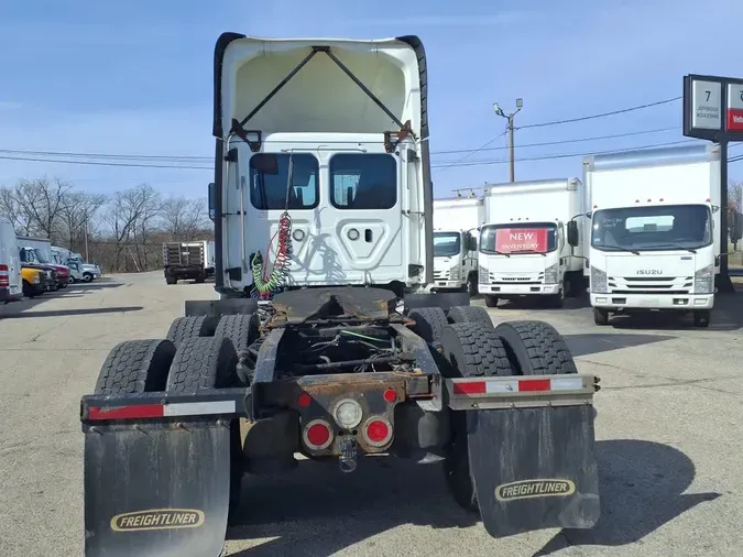 2019 FREIGHTLINER/MERCEDES NEW CASCADIA PX12664