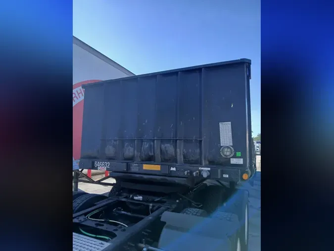2016 UTILITY TRAILERS FS2CHS 48/102255183d24e34f88411d1ac73449661d6