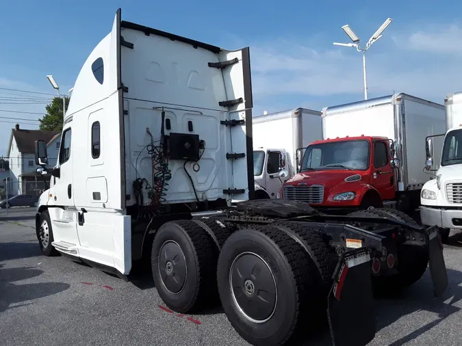 2019 FREIGHTLINER/MERCEDES CASCADIA 125