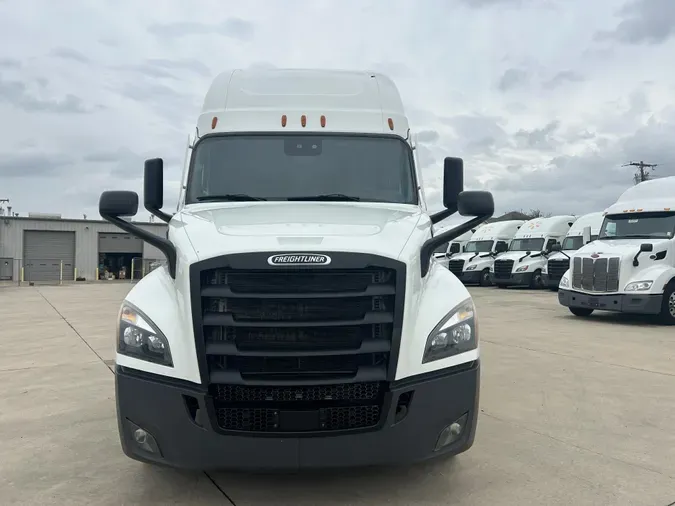2021 Freightliner Cascadia