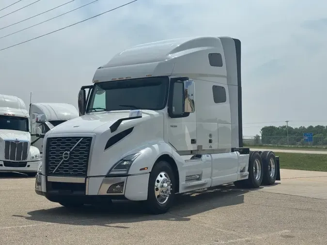 2023 VOLVO VNL64T7602551e755a885772a908b4f034f7c7d0e