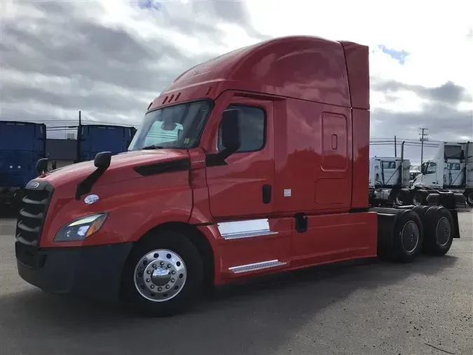 2022 FREIGHTLINER CA126