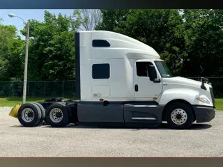 2022 INT LT625 6x4