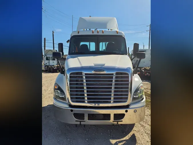 2019 FREIGHTLINER/MERCEDES CASCADIA 125