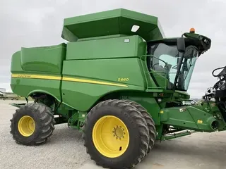 2012 John Deere S660
