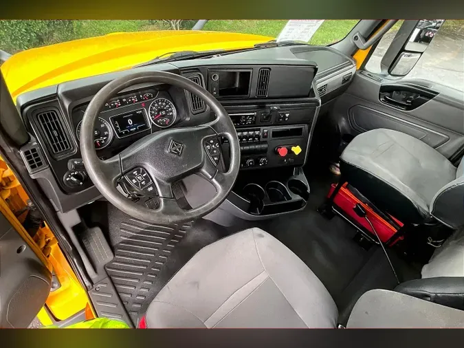 2019 INT LT625 6x4