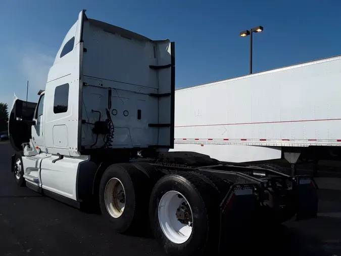 2019 NAVISTAR INTERNATIONAL LT625 SLPR CAB