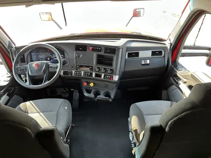 2024 Kenworth T680