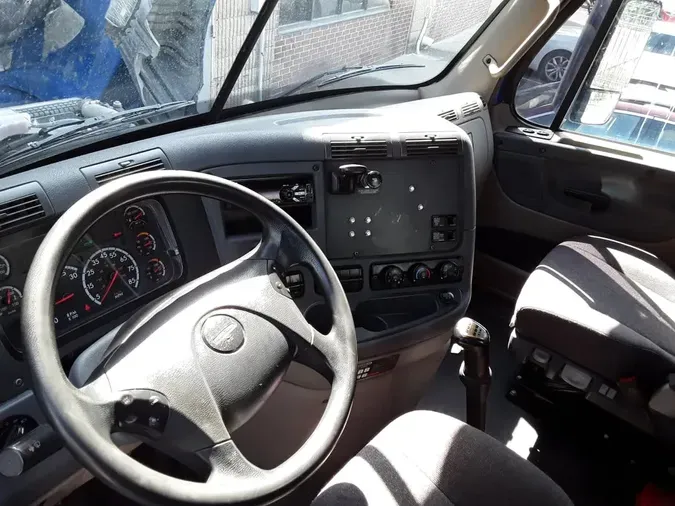 2020 FREIGHTLINER/MERCEDES CASCADIA 125