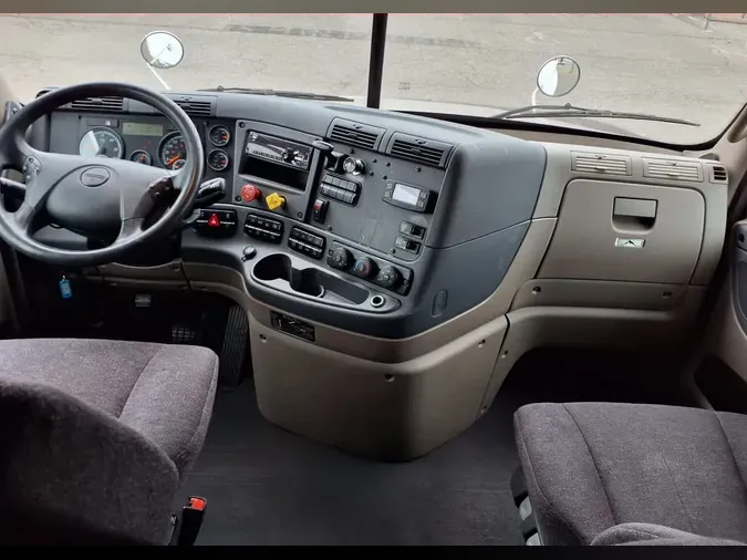 2020 FREIGHTLINER/MERCEDES CASCADIA 125