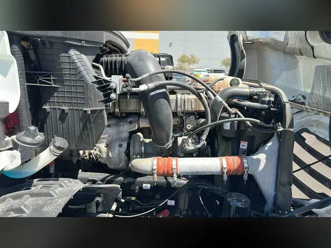 2021 Freightliner Cascadia 126