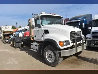 2007 MACK GRANITE CV713