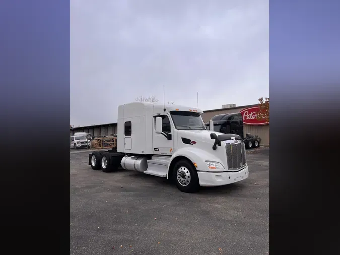 2022 Peterbilt 579257ed14581a6fa7f91650d2e01db3d5e