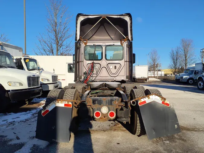 2018 FREIGHTLINER/MERCEDES CASCADIA 125