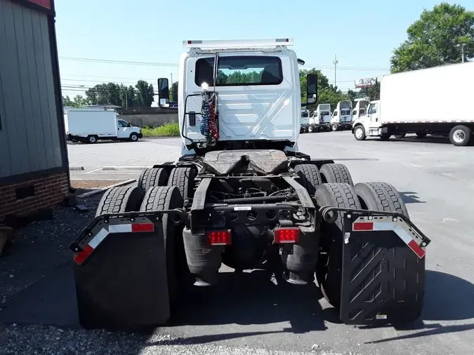 2018 NAVISTAR INTERNATIONAL LT625 DAYCAB T/A