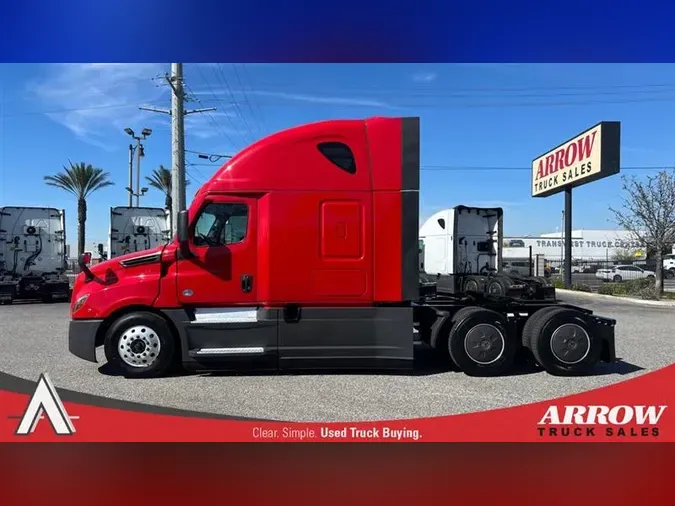 2022 FREIGHTLINER CA126