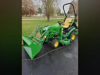 2021 John Deere 1025R