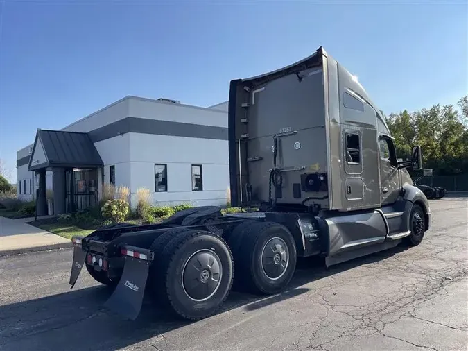 2022 KENWORTH T680