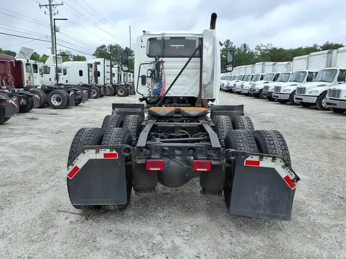 2020 NAVISTAR INTERNATIONAL LT625 DAYCAB T/A