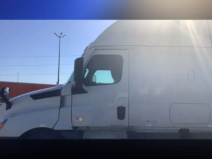 2023 Freightliner Cascadia 126