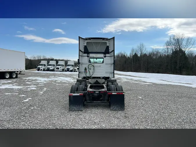 2018 Volvo VNL300