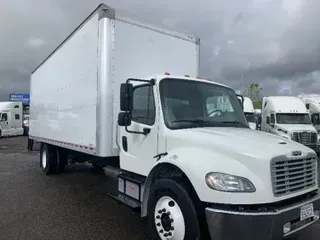 2017 FREIGHTLINER M2