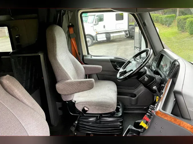 2020 INT LT625 6x4