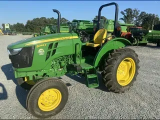 2018 John Deere 5045E