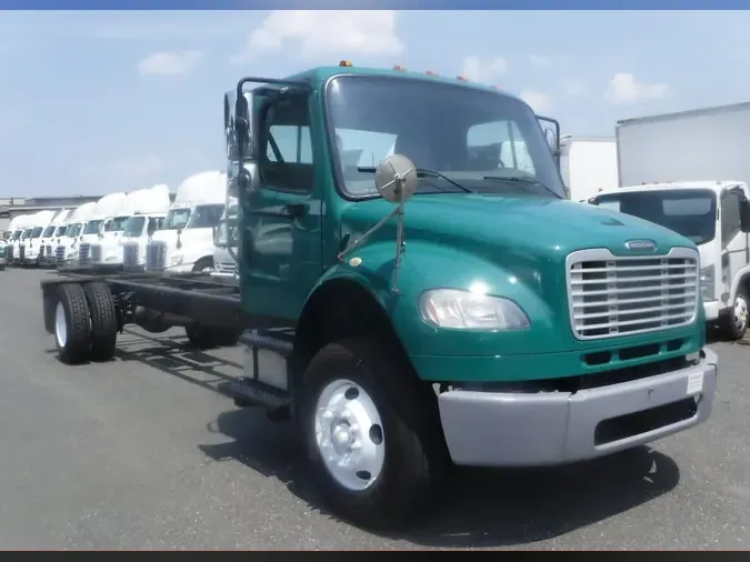 2020 FREIGHTLINER M2 106