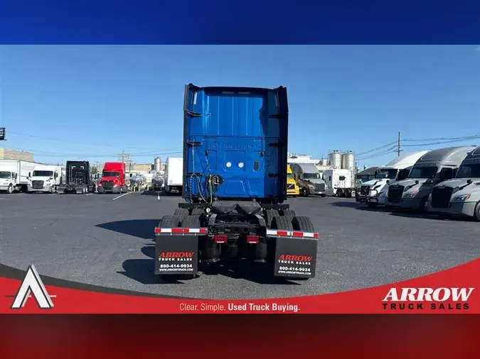 2020 INTERNATIONAL LT