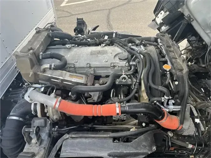 2019 ISUZU NPR
