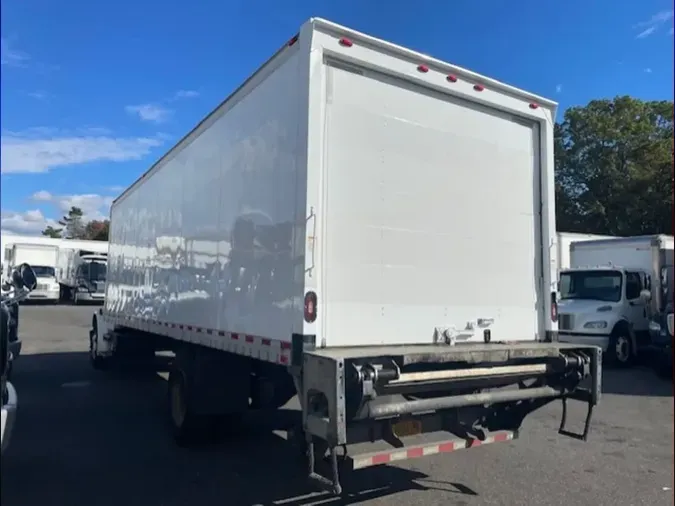 2017 FREIGHTLINER/MERCEDES M2 106