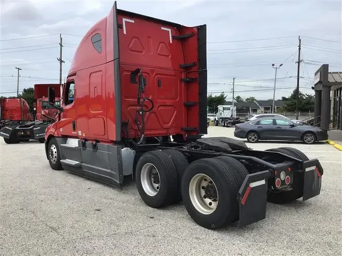 2021 FREIGHTLINER CASCADIA