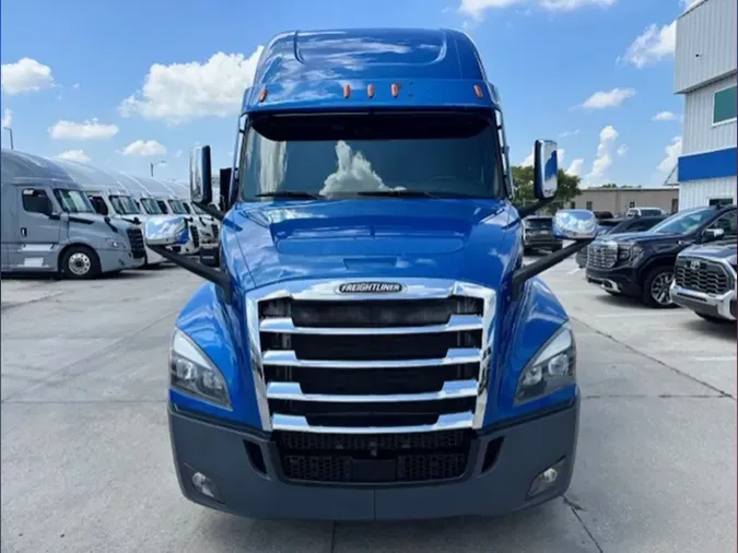 2022 Freightliner PT126SLP
