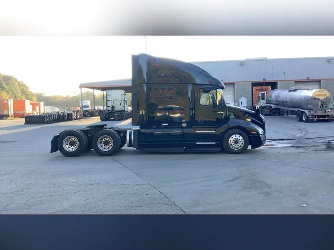 2023 Volvo VNL860