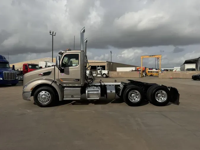2020 Peterbilt 579