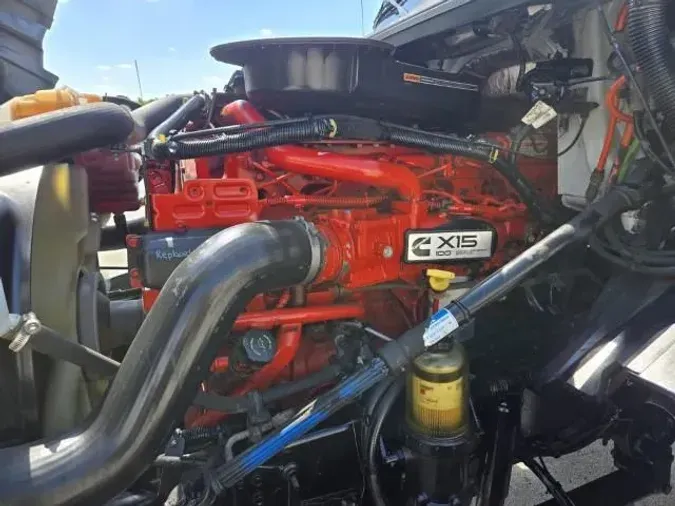 2020 International LT625