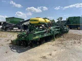 2011 John Deere 1720 CCS