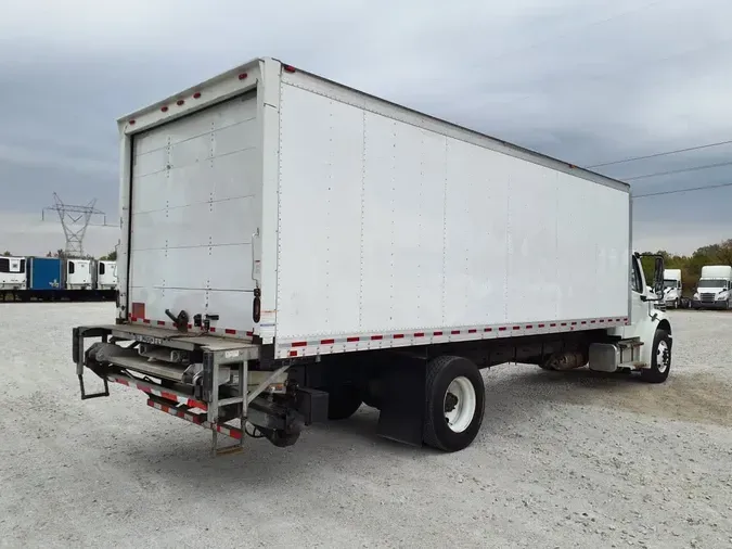 2019 FREIGHTLINER/MERCEDES M2 106