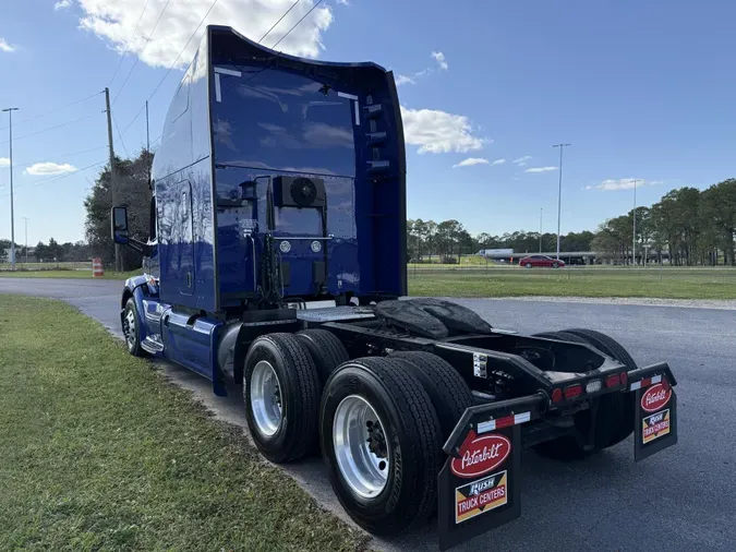 2022 Peterbilt 579