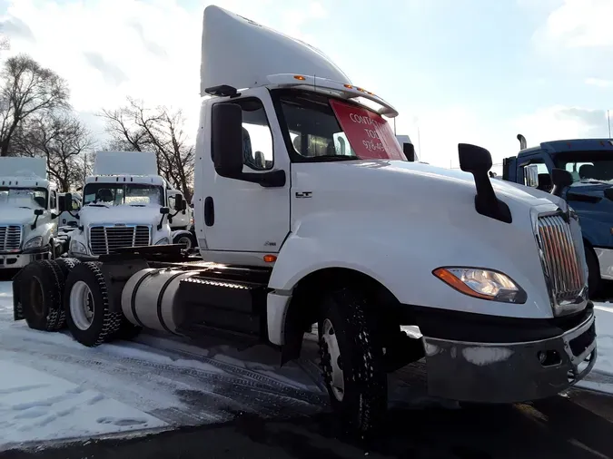 2018 NAVISTAR INTERNATIONAL LT625 DAYCAB T/A