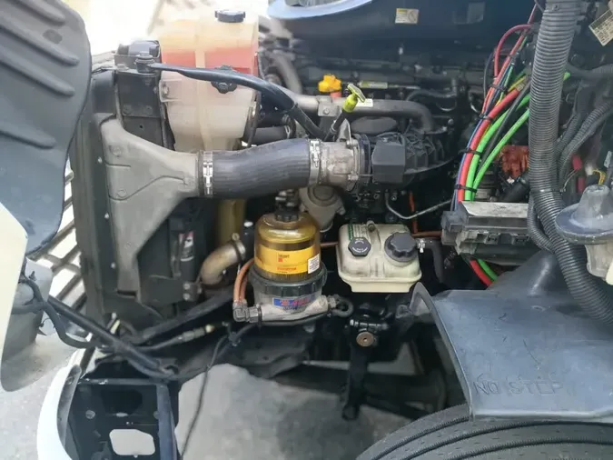 2018 FREIGHTLINER/MERCEDES CASCADIA 113