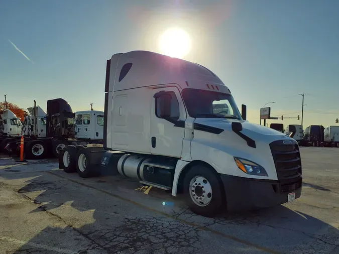 2019 FREIGHTLINER/MERCEDES CASCADIA