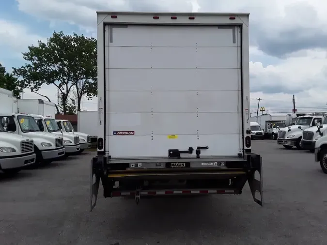 2018 FREIGHTLINER/MERCEDES M2 106