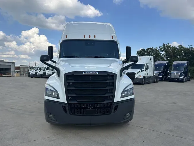 2023 Freightliner Cascadia